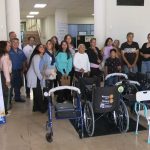 Club de Leones de Saltillo entrega sillas y aparatos ortopédicos
