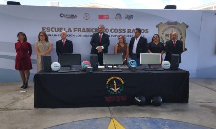 Tomás Gutiérrez entrega apoyo a la secundaria Francisco Coss Ramos de Ramos Arizpe