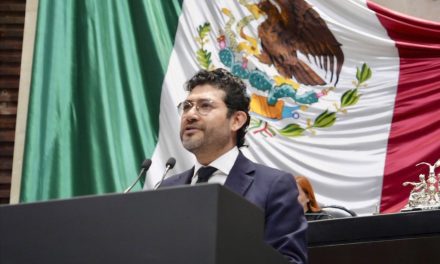 Comparece Secretario del trabajo y previsión social
