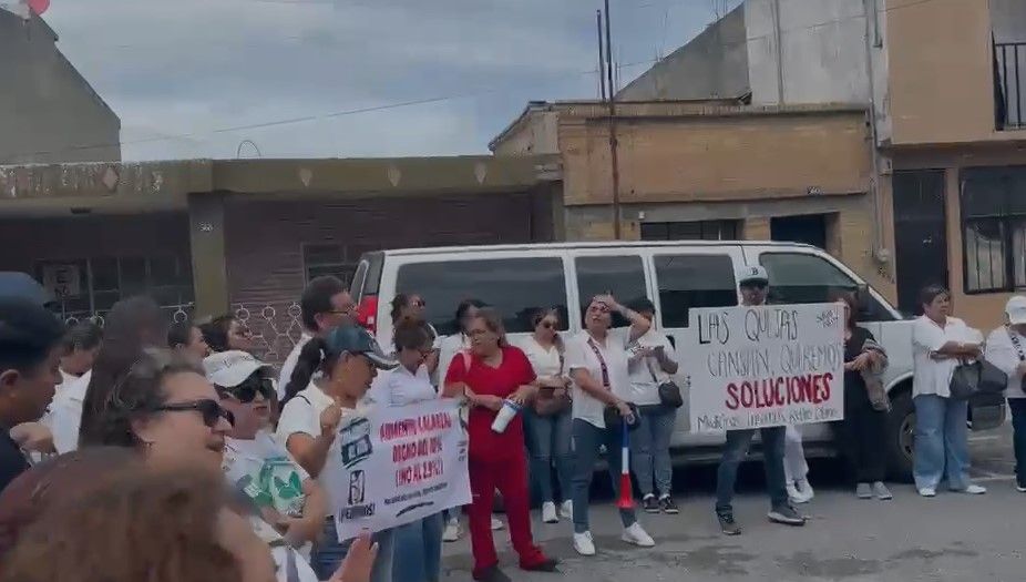 Trabajadores del IMSS toman instalaciones del Sindicato