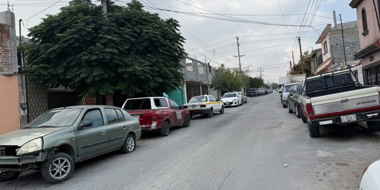 Vecinos en Pueblo Insurgente sufren con el sistema de drenaje